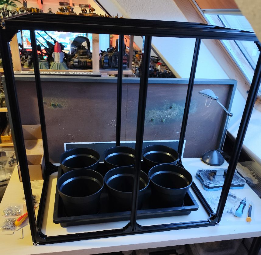 TomatoFarm Frame Construction